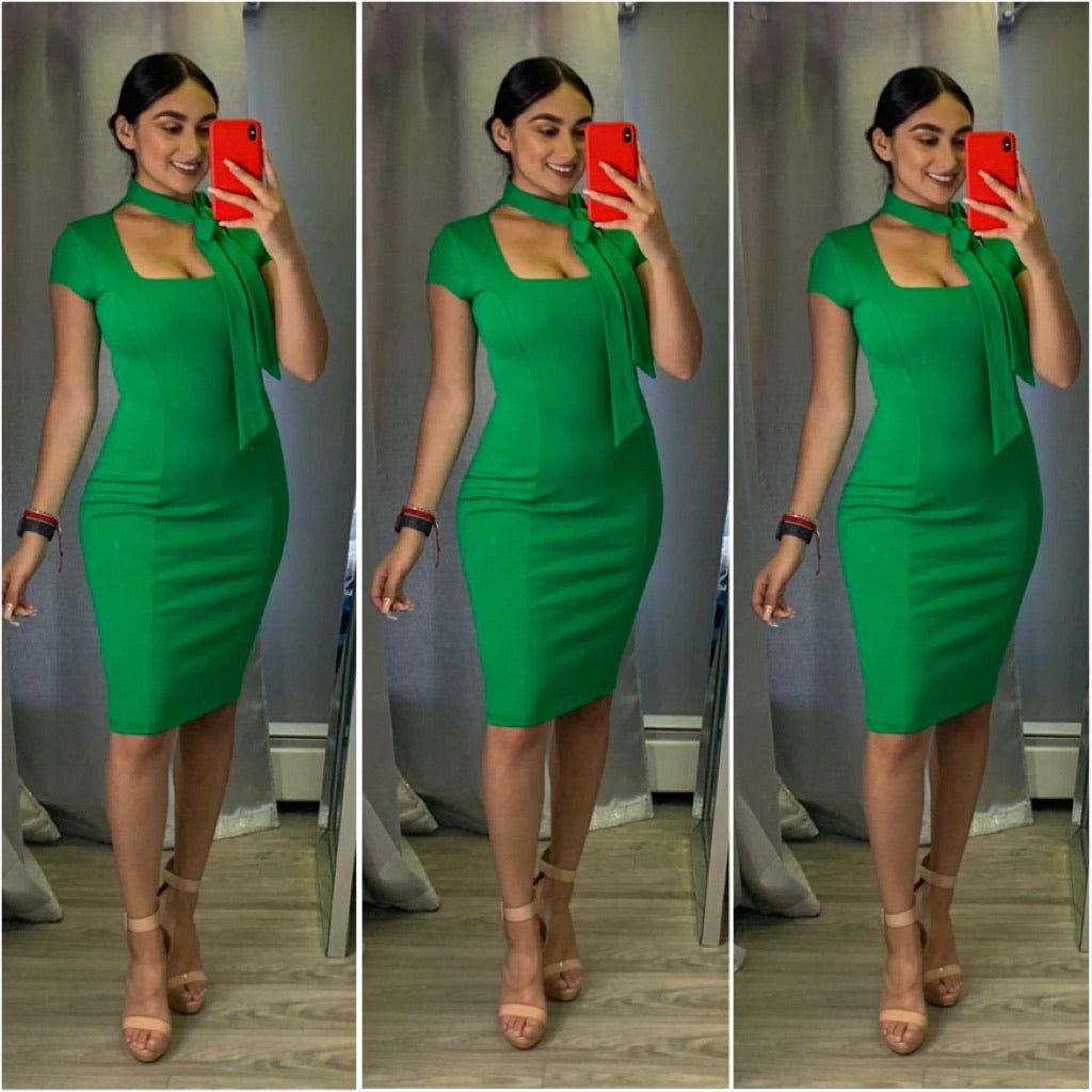 Bow Me A Kiss Dress (Green)