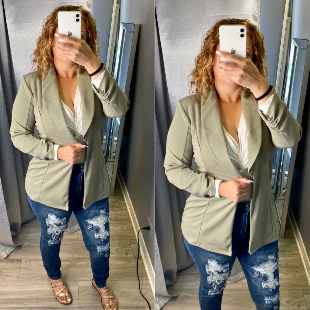 Julian Boyfriend Blazer (Sage)